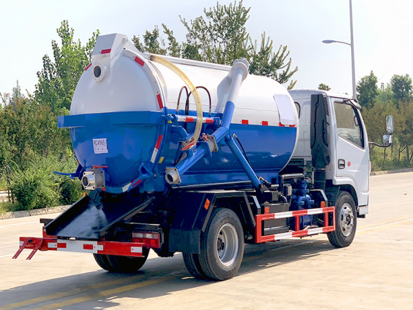 國六東風(fēng)天龍18方 吸污車